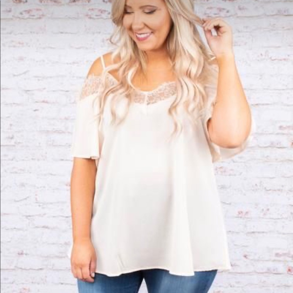 Chic Soul size 3XL blush colored blouse
